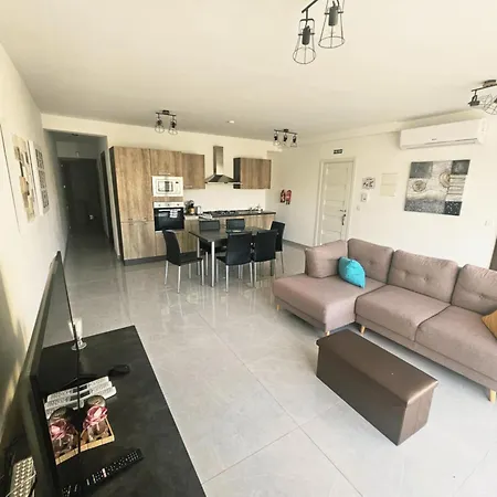 Comfort In Deluxe 2br Homestay
